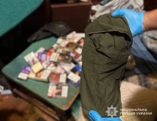 На Львівщині чоловіка спіймали на гарячому під час крадіжки з магазину