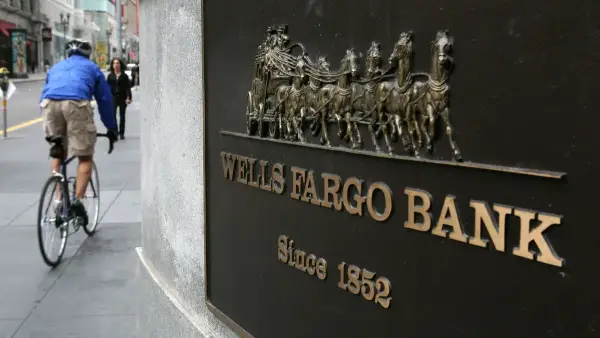 Wells Fargo об’єднує керівництво споживчим банком